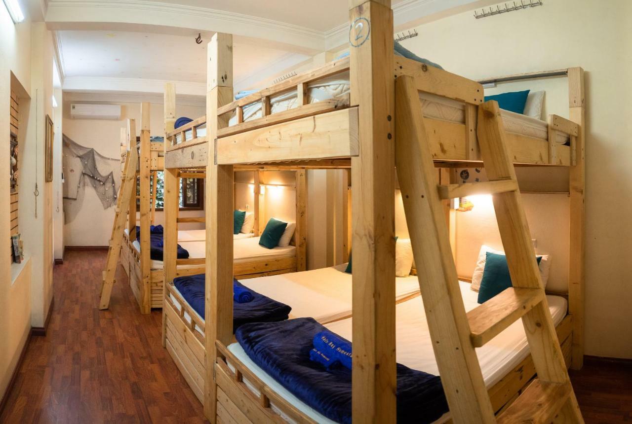 Halo Bay Homestay Ha Long Exterior foto